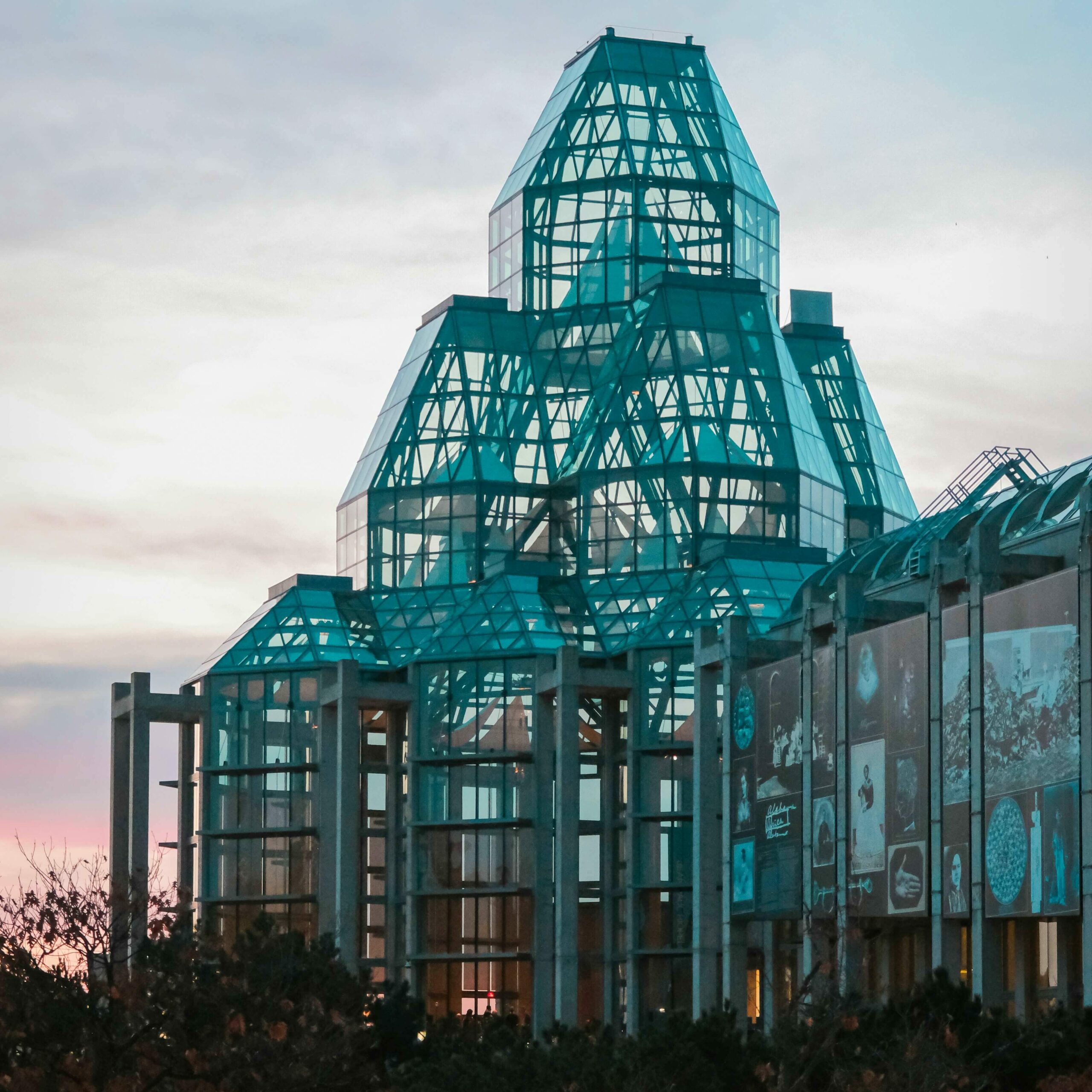 Exterior view of the Scotiabank Great Hall of the National Gallery of Canada